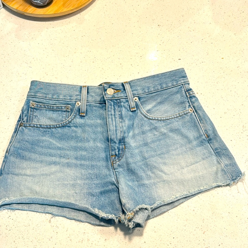 J.CREW Relaxed Short Size 25